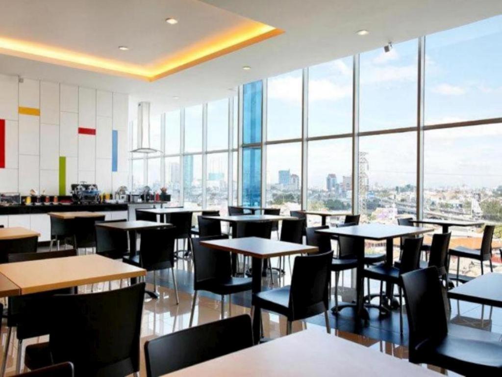 Amaris Hotel Seasons City Jacarta Exterior foto